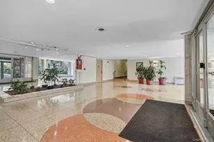 4 Sadore Ln, Yonkers, NY 10710 - Photo 2