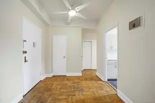 4 Sadore Ln, Yonkers, NY 10710 - Photo 8