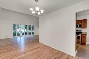 135 Atlantic Pl, Hauppauge, NY 11788 - Photo 8