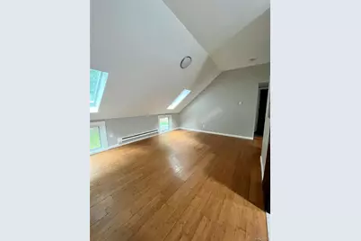 56 Tilden Lane #2nd Floor Front, Greenlawn, NY 11740 - Photo 2