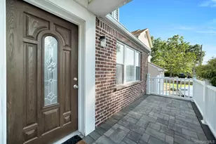 102 Strattford Rd, New Hyde Park, NY 11040 - Photo 2