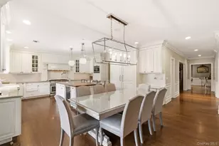 9 May Hill Ln, Dix Hills, NY 11746 - Photo 14