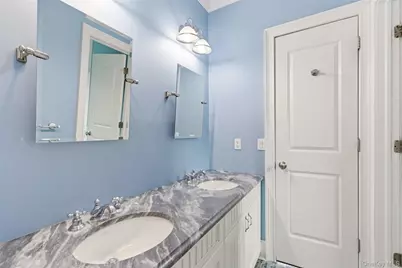 9 May Hill Lane, Dix Hills, NY 11746 - Photo 34