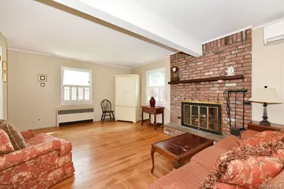 344 New York Avenue, Massapequa Park, NY 11762 - Photo 14