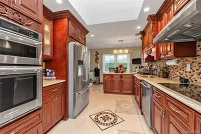 928 N Fletcher Avenue, Valley Stream, NY 11580 - Photo 6