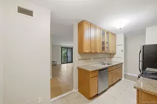 421 N Broadway, Yonkers, NY 10701 - Photo 4