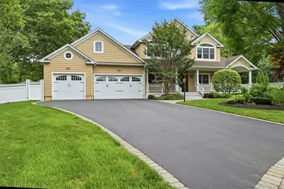 12 Glenridge Lane, Kings Park, NY 11754 - Photo 2