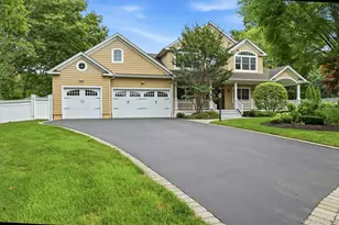 12 Glenridge Ln, Kings Park, NY 11754 - Photo 2