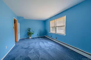 21 Madeley Ln, Stony Brook, NY 11790 - Photo 4