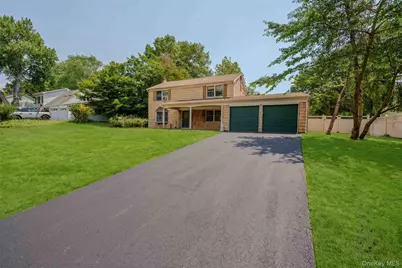 21 Madeley Lane, Stony Brook, NY 11790 - Photo 1