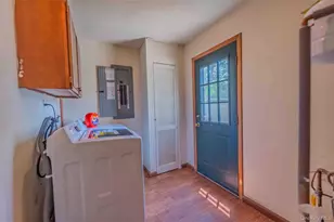 21 Madeley Ln, Stony Brook, NY 11790 - Photo 14