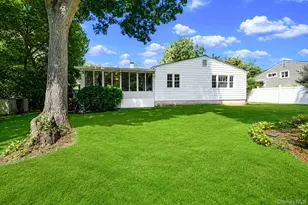 63 Otis Rd, Islip Terrace, NY 11752 - Photo 4