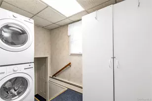 369 Maple Ave, East Meadow, NY 11554 - Photo 14