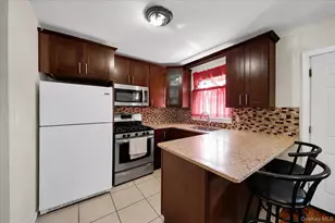 403 Torry Ave, Bronx, NY 10473 - Photo 4