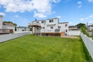 22 Marilyn Ct, West Babylon, NY 11704 - Photo 28