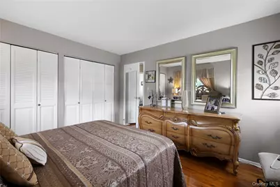 22 Marilyn Court, West Babylon, NY 11704 - Photo 14