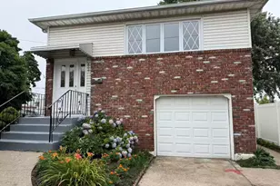 858 Oliver Ave, Westbury, NY 11590 - Photo 6