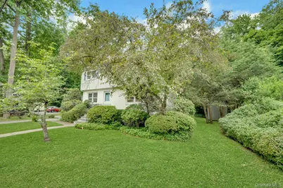 34 Dogwood Drive, Scarsdale, NY 10583 - Photo 32