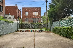 868 E 216th St, Bronx, NY 10467 - Photo 26