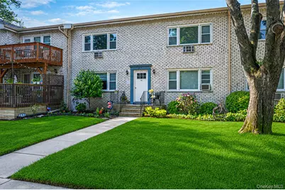 112 Cardinal Lane #2A, Islip, NY 11751 - Photo 4