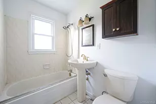 112 Cardinal Ln, Islip, NY 11751 - Photo 14