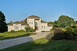 18 Pine Tree Ln, Westhampton, NY 11977 - Photo 2