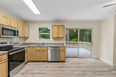 22 Red Maple Road, Ridge, NY 11961 - Photo 14