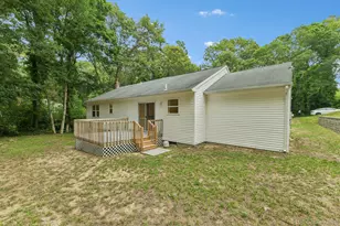 22 Red Maple Rd, Ridge, NY 11961 - Photo 30