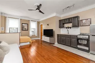 160-15 Powells Cove Blvd, Whitestone, NY 11357 - Photo 2