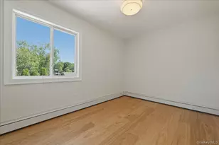 5 Bernice Ct, Coram, NY 11727 - Photo 30