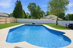 5 Bernice Ct, Coram, NY 11727 - Photo 34
