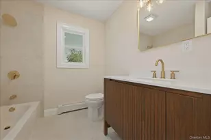 5 Bernice Ct, Coram, NY 11727 - Photo 32