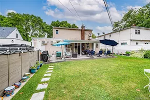 242-07 83rd Ave, Bellerose, NY 11426 - Photo 30