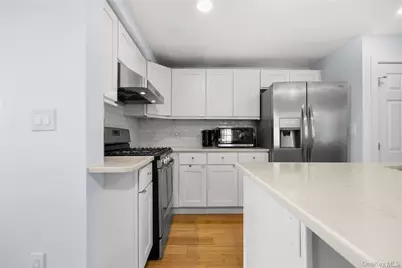 89 Harbor Road, Port Washington, NY 11050 - Photo 10