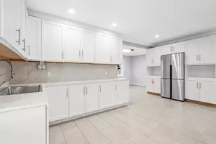 78 Poplar St, Garden City, NY 11530 - Photo 10