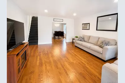 10713 Sutter Avenue, Ozone Park, NY 11417 - Photo 8