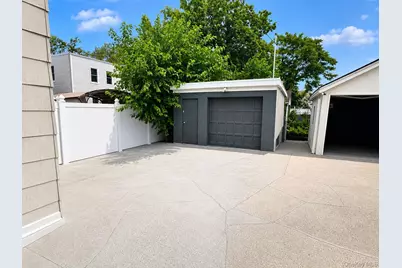 10713 Sutter Avenue, Ozone Park, NY 11417 - Photo 4