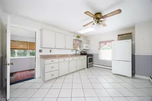 45 Holt Rd, Hyde Park, NY 12538 - Photo 12