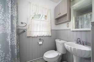 45 Holt Rd, Hyde Park, NY 12538 - Photo 16