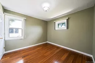 112 Franklin Pl, Massapequa, NY 11758 - Photo 18