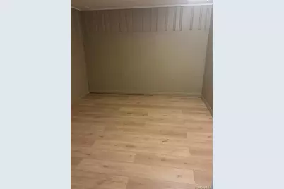 852 Henry Street, Uniondale, NY 11553 - Photo 22