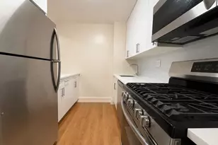 142-20 Franklin Ave, Flushing, NY 11355 - Photo 4