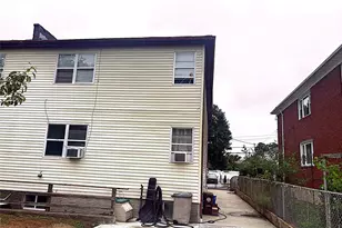142-11 254th St, Rosedale, NY 11422 - Photo 6