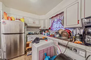 919 E 99th St, Brooklyn, NY 11236 - Photo 16