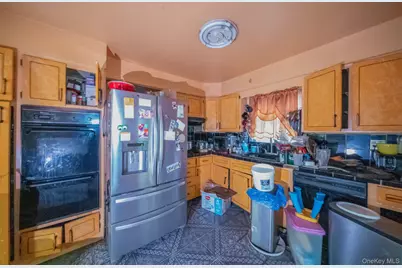 919 E 99th Street, Brooklyn, NY 11236 - Photo 12