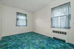 48 E 1st St, Freeport, NY 11520 - Photo 12