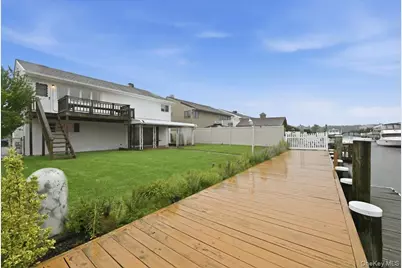 48 E 1st Street, Freeport, NY 11520 - Photo 34