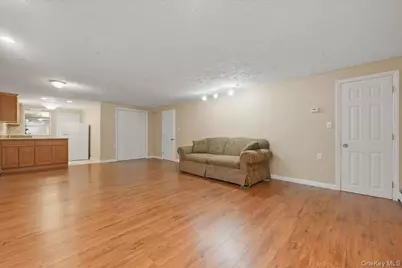 48 E 1st Street, Freeport, NY 11520 - Photo 18