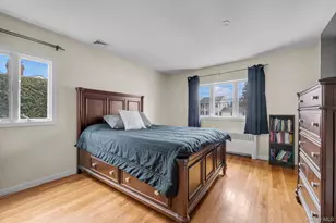 17 Doxey Dr, Glen Cove, NY 11542 - Photo 12