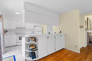 570 Hampton Rd, Southampton, NY 11968 - Photo 10